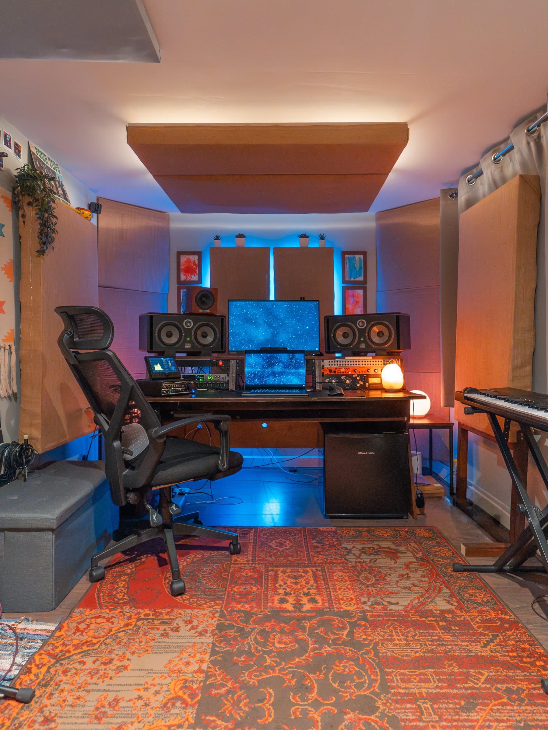 Space Music Studio — Cosy, soundproofed studio in a quiet residential corner of Leytonstone, open 24 hours
